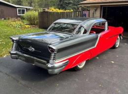 Oldsmobile 88 V8 Coupé