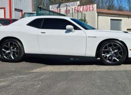 Dodge Challenger SXT Plus 3.6L