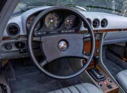 Mercedes-Benz SL 380SL