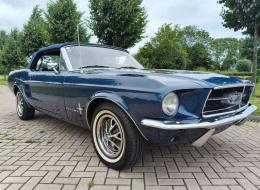 Ford Mustang V8 Cabriolet