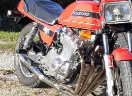 Moto Suzuki 1100 GSX