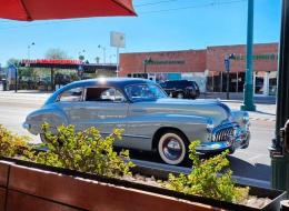 Buick Roadmaster 76S Sedanette