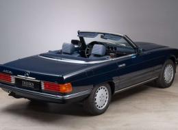 Mercedes-Benz SL 420 R107 Roadster