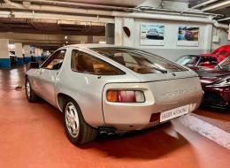 Porsche 928 V8 4.5l 240ch