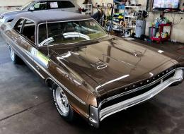 Plymouth Fury V8 383 cu Coupé