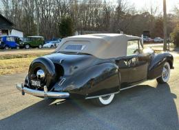 Lincoln Continental V12 Cabriolet