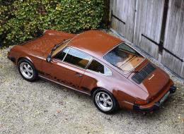 Porsche 911 Carrera 3.0