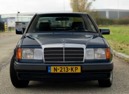 Mercedes-Benz 200 200 CE 16