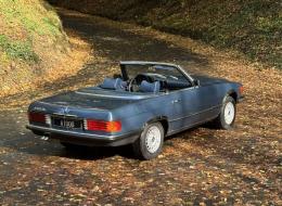 Mercedes-Benz SL 450 R107