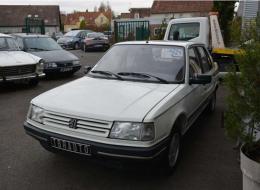 Peugeot 309 SR