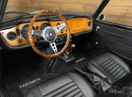 Triumph TR6