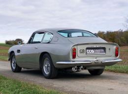 Aston Martin DB 6 Vantage