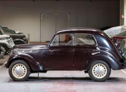 Renault Juvaquatre berline (Type BFK4)