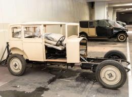 Renault Vivasix limousine