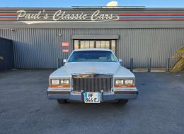 Cadillac Fleetwood Brougham limousine
