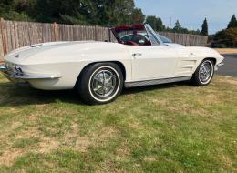Chevrolet Corvette C2 Roadster