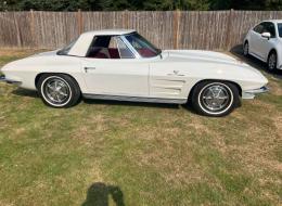 Chevrolet Corvette C2 Roadster