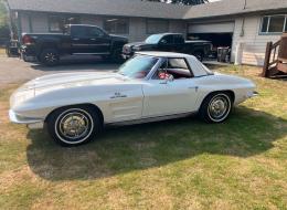 Chevrolet Corvette C2 Roadster