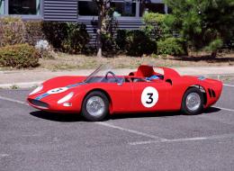 Voiture pour enfant Ferrari 330 P2