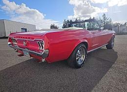 Ford Mustang V8 Cabriolet