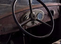 Peugeot 172 Conduite Intérieure