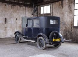 Renault NN Conduite Intérieure