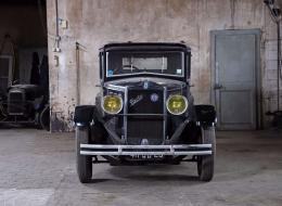 Berliet Type VIL Conduite Intérieure