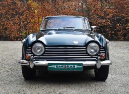 Triumph TR5 PI en état restauré