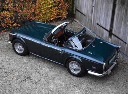 Triumph TR5 PI en état restauré