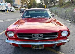 Ford Mustang V8 Fastback