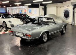 Mercedes-Benz SL 280 Pagode
