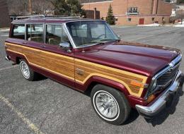 Jeep Wagoneer