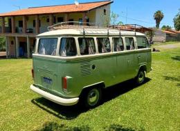 Volkswagen Combi T2 baywindow bus