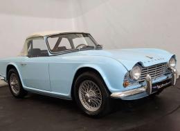 Triumph TR4