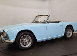 Triumph TR4