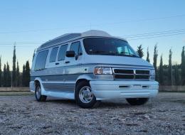 Dodge Van RAM B250 finition COACH