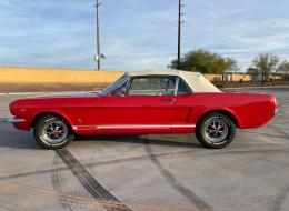 Ford Mustang V8 Cabriolet