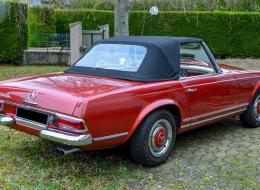 Mercedes-Benz 230 SL Pagode