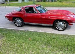 Chevrolet Corvette C2 Coupé