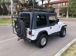 Jeep Wrangler Sport 4x4