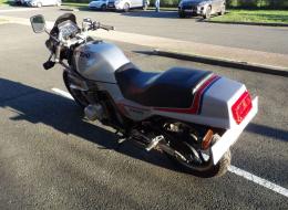 Moto Suzuki XN 85 Turbo