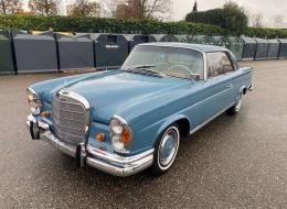 Mercedes-Benz SE 220 Coupé