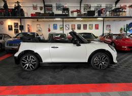 Mini Cooper S Cabriolet 204ch John Cooper Works