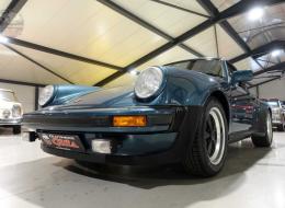 Porsche 930