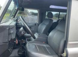 LandRover Defender 90