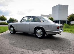 Alfa Roméo Giulia GT 1750 Veloce