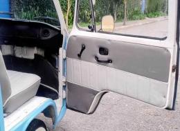Volkswagen Combi T2 Baywindow bus