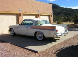 Studebaker Golden Hawk
