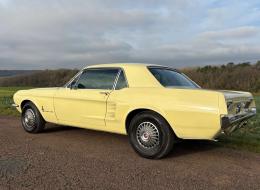 Ford Mustang Coupé code A