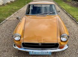 MG B GT